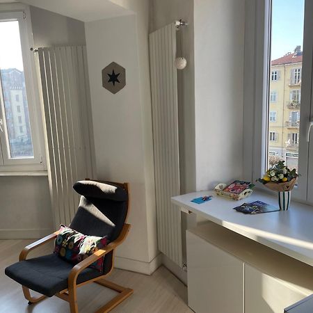 Apartamento Un Piano Sotto Arturo Turín Exterior foto