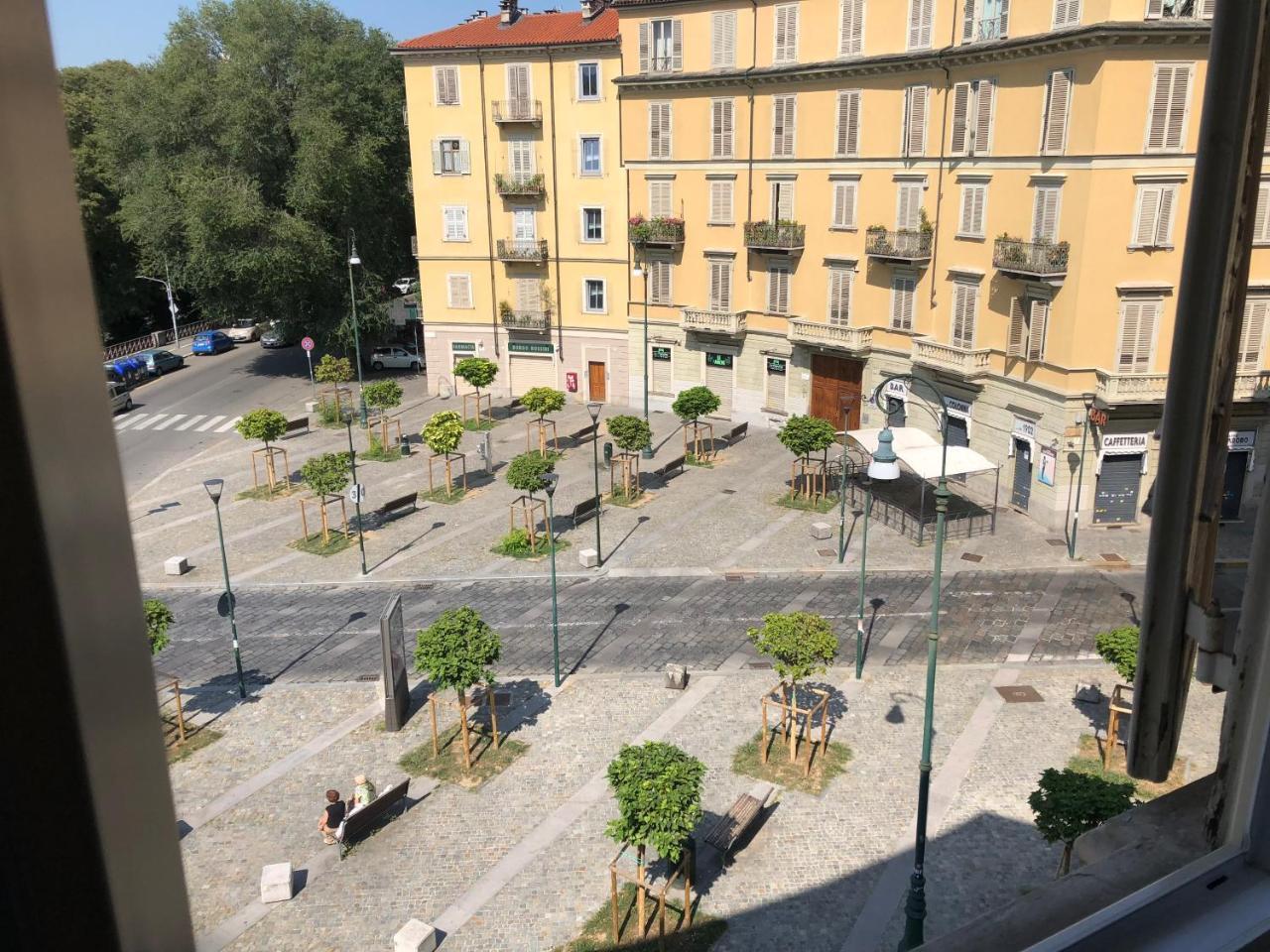 Apartamento Un Piano Sotto Arturo Turín Exterior foto