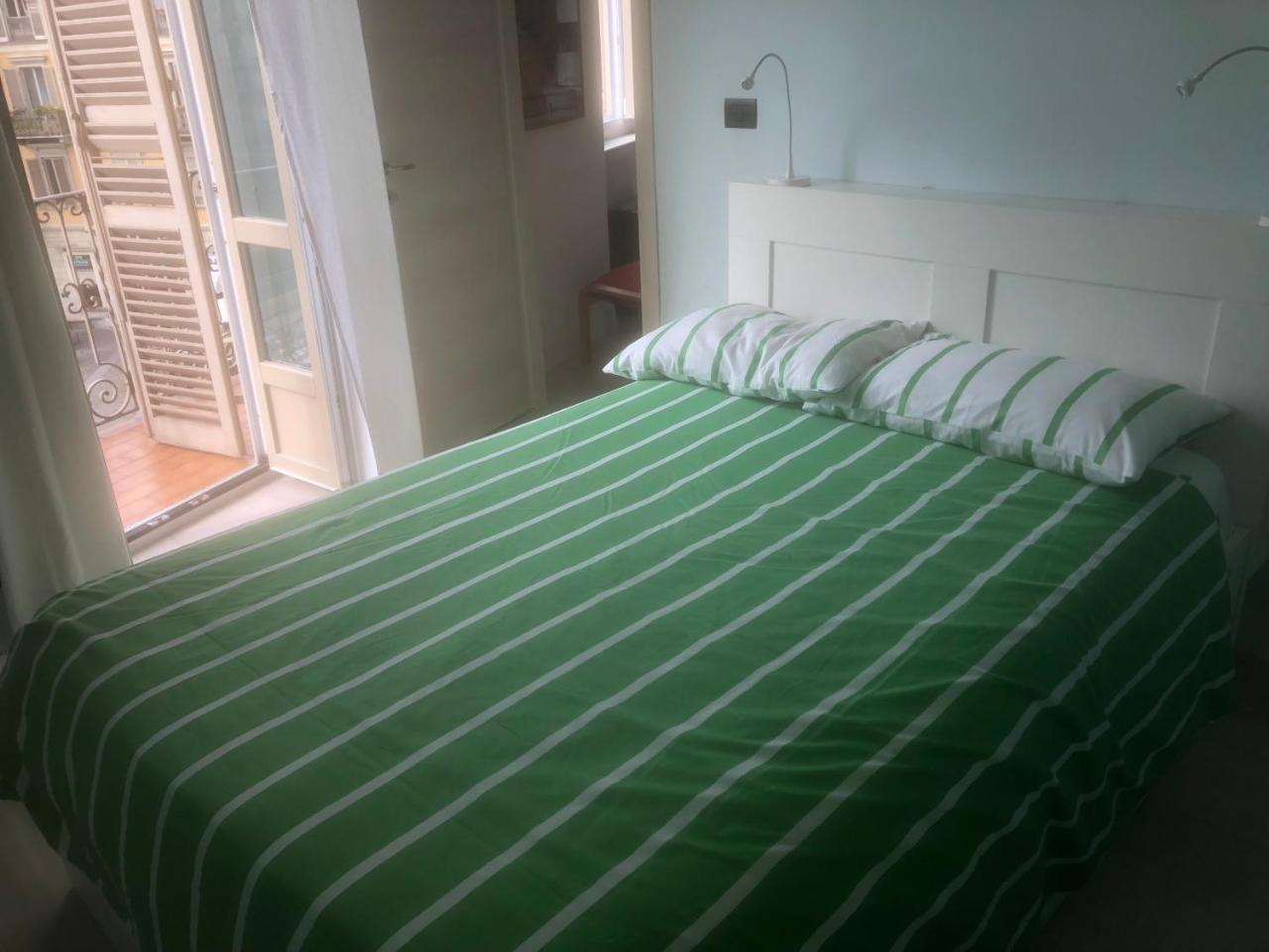 Apartamento Un Piano Sotto Arturo Turín Exterior foto